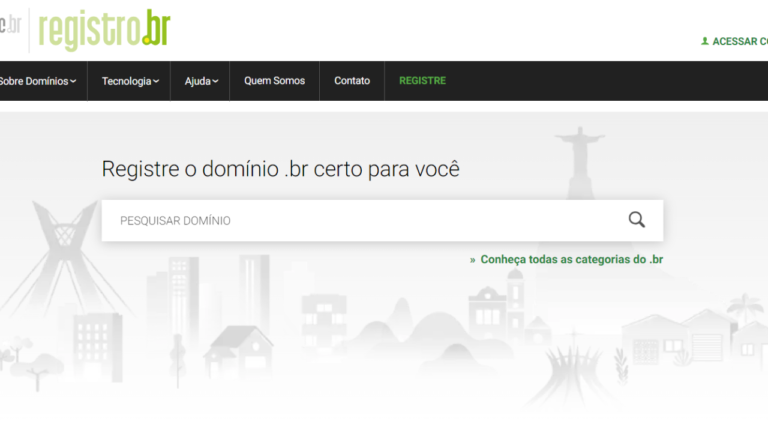 Acesse o site oficial do Registro.br digitando "registro.br" na barra de endereços do seu navegador e pressionando Enter.Durante o processo